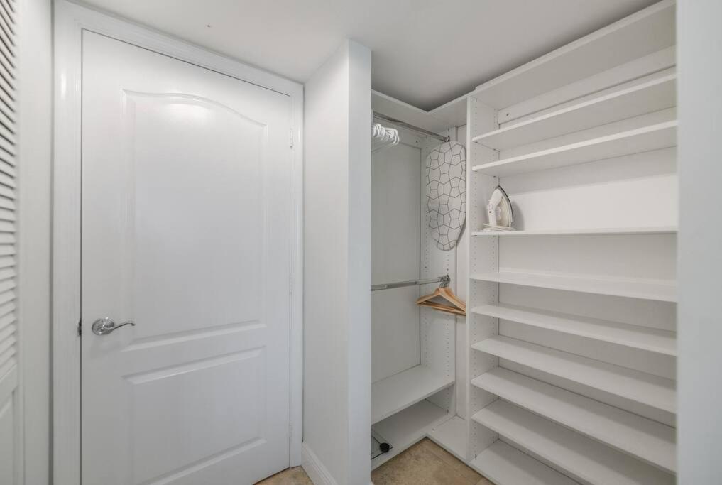 Centric Modern 40Thfloor Brickell Condo Free Parking By Palermo Home マイアミ エクステリア 写真