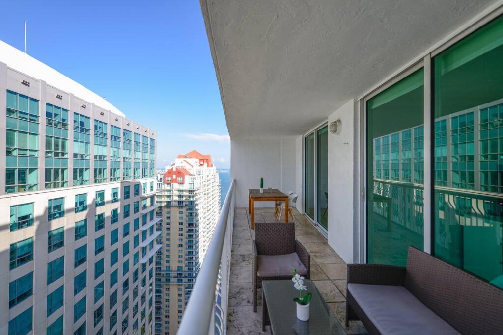 Centric Modern 40Thfloor Brickell Condo Free Parking By Palermo Home マイアミ エクステリア 写真
