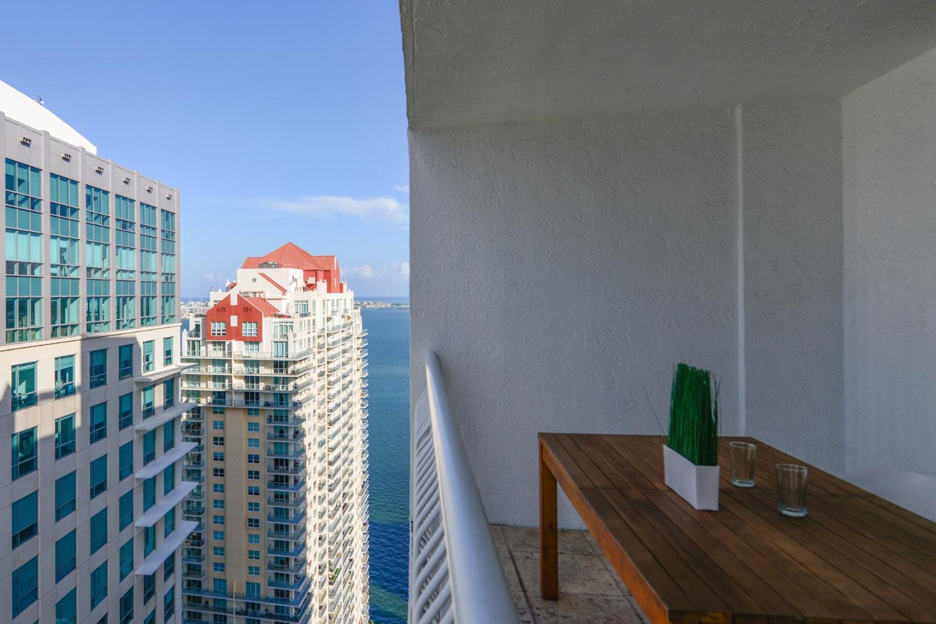 Centric Modern 40Thfloor Brickell Condo Free Parking By Palermo Home マイアミ エクステリア 写真